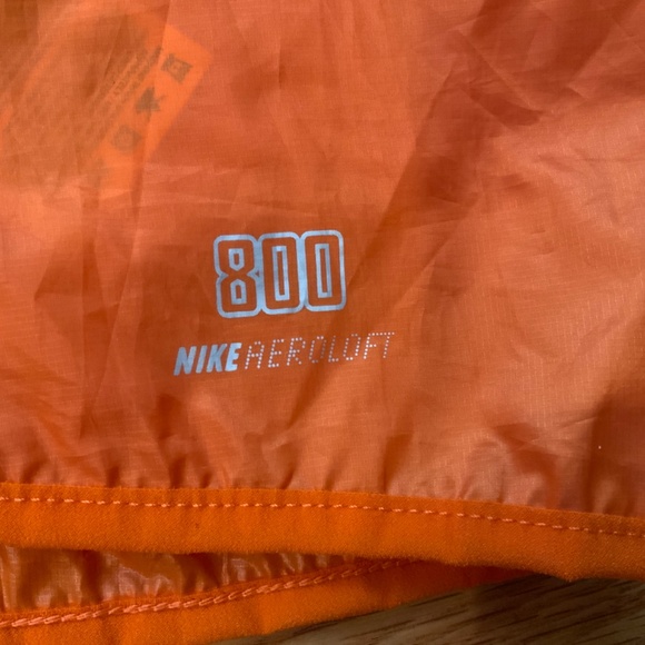 Nike Running Aeroloft 800 Orange Vest XL New Never Worn Without Tags - Picture 5 of 9